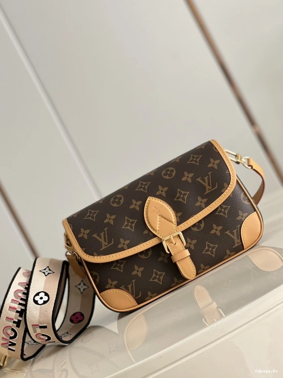 Nano Diane VUITTON LOUIS 0409